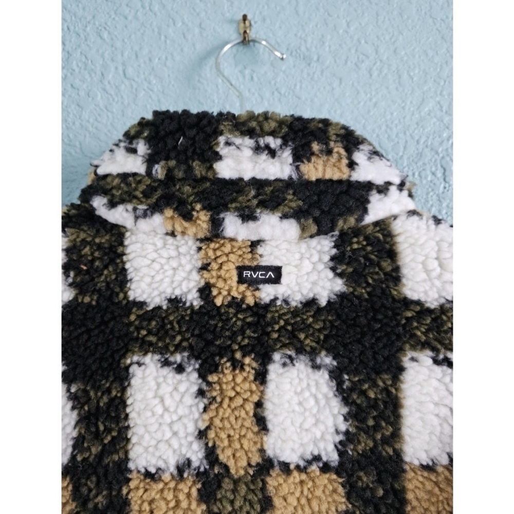 RVCA | NWT "Birdie" Plaid Faux Shearling Fleece Oversized Shirt Jacket - Picture 9 of 13